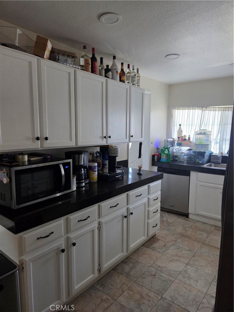 6091 Bonhill Street Riverside, CA 92509 - Photo 5 of 20 Gallery Image 5