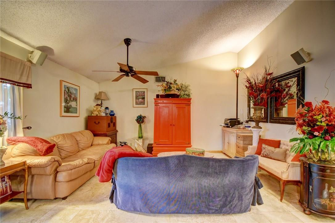 9654 Ohio Place Boca Raton, FL 33434 - Photo 7 of 26 Photo 7