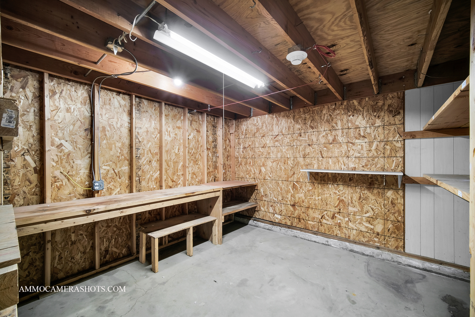 115 South Wolfe Street Sandwich, IL 60548 - Photo 16 of 22 a view of an empty room with a window