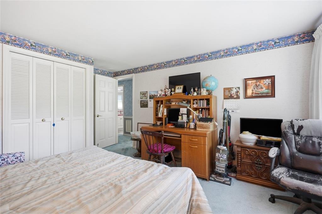 204 Shafer Road Coraopolis, PA 15108 - Photo 34 of 49 Third Bedroom
