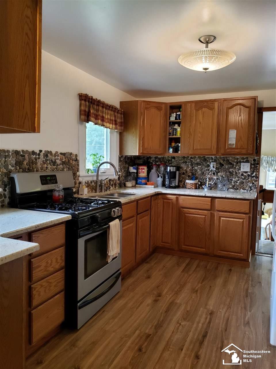 5931 Summerfield Road Petersburg, MI 49270 - Photo 4 of 21 31360721-3.JPG