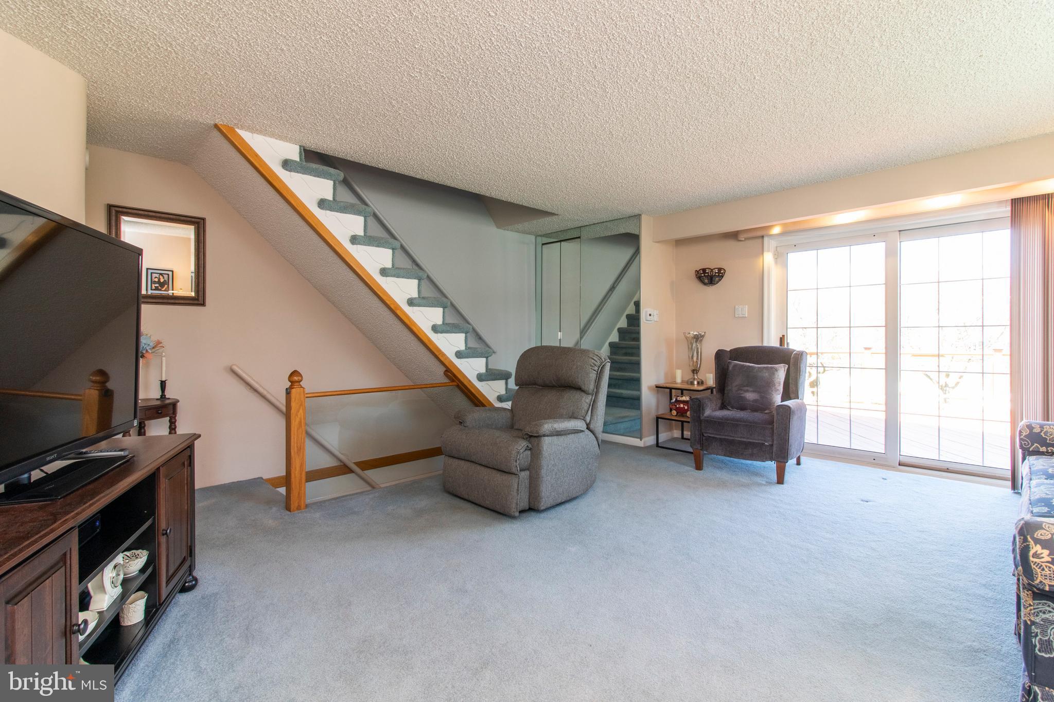 617 Dutton Circle Springfield, PA 19064 - Photo 14 of 36 Gallery Image 14