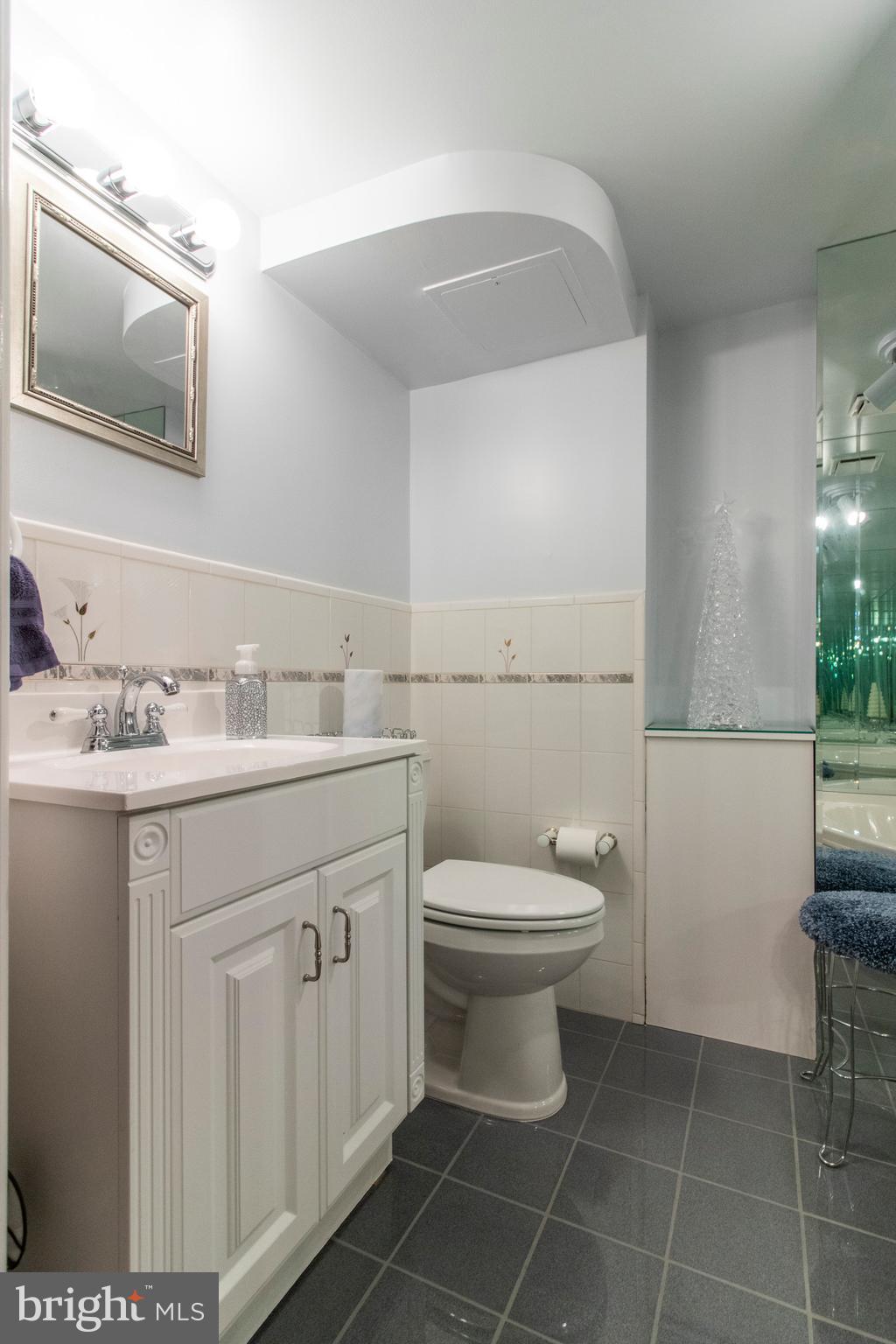 617 Dutton Circle Springfield, PA 19064 - Photo 26 of 36 Gallery Image 26