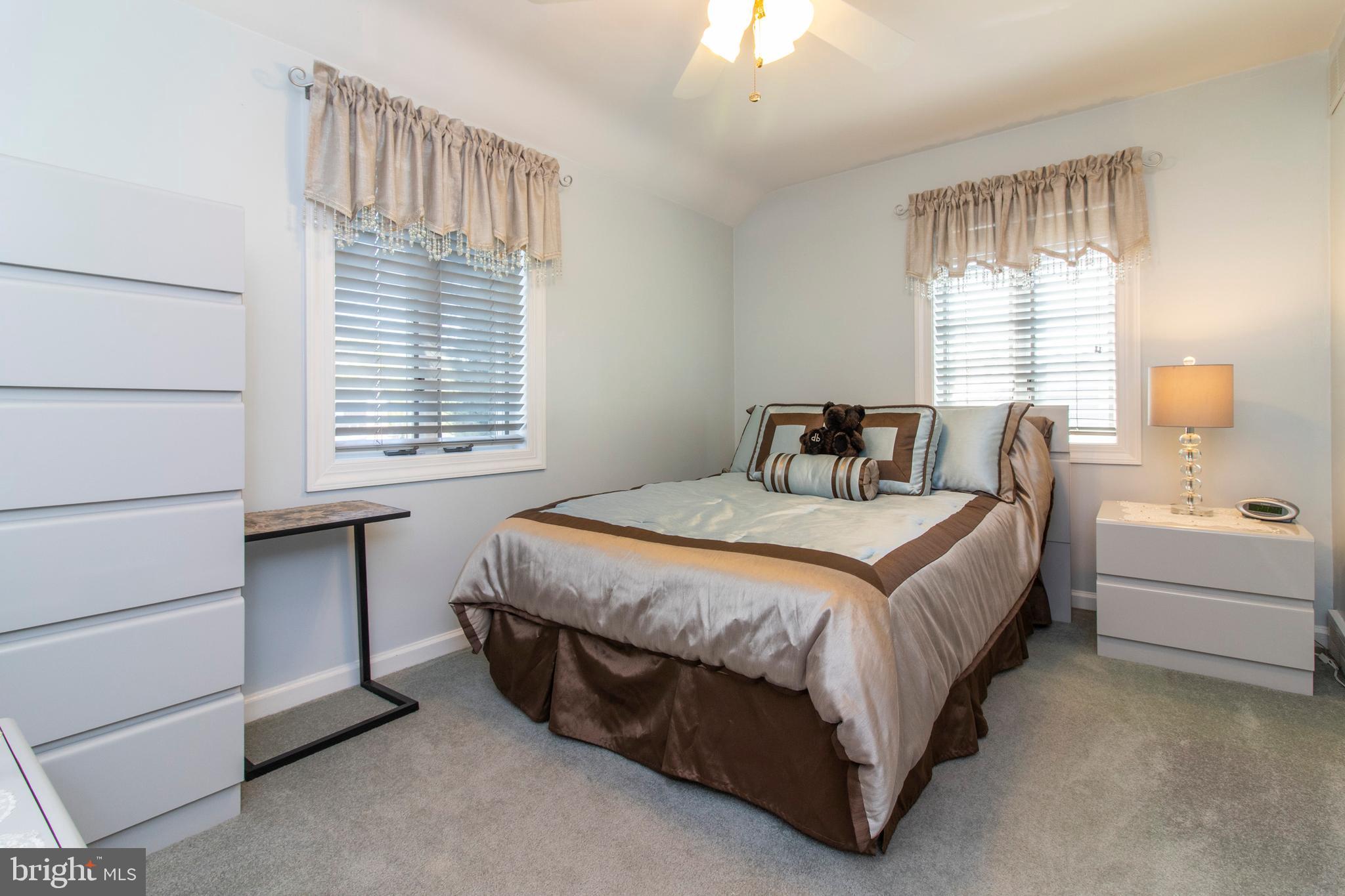 617 Dutton Circle Springfield, PA 19064 - Photo 32 of 36 Gallery Image 32