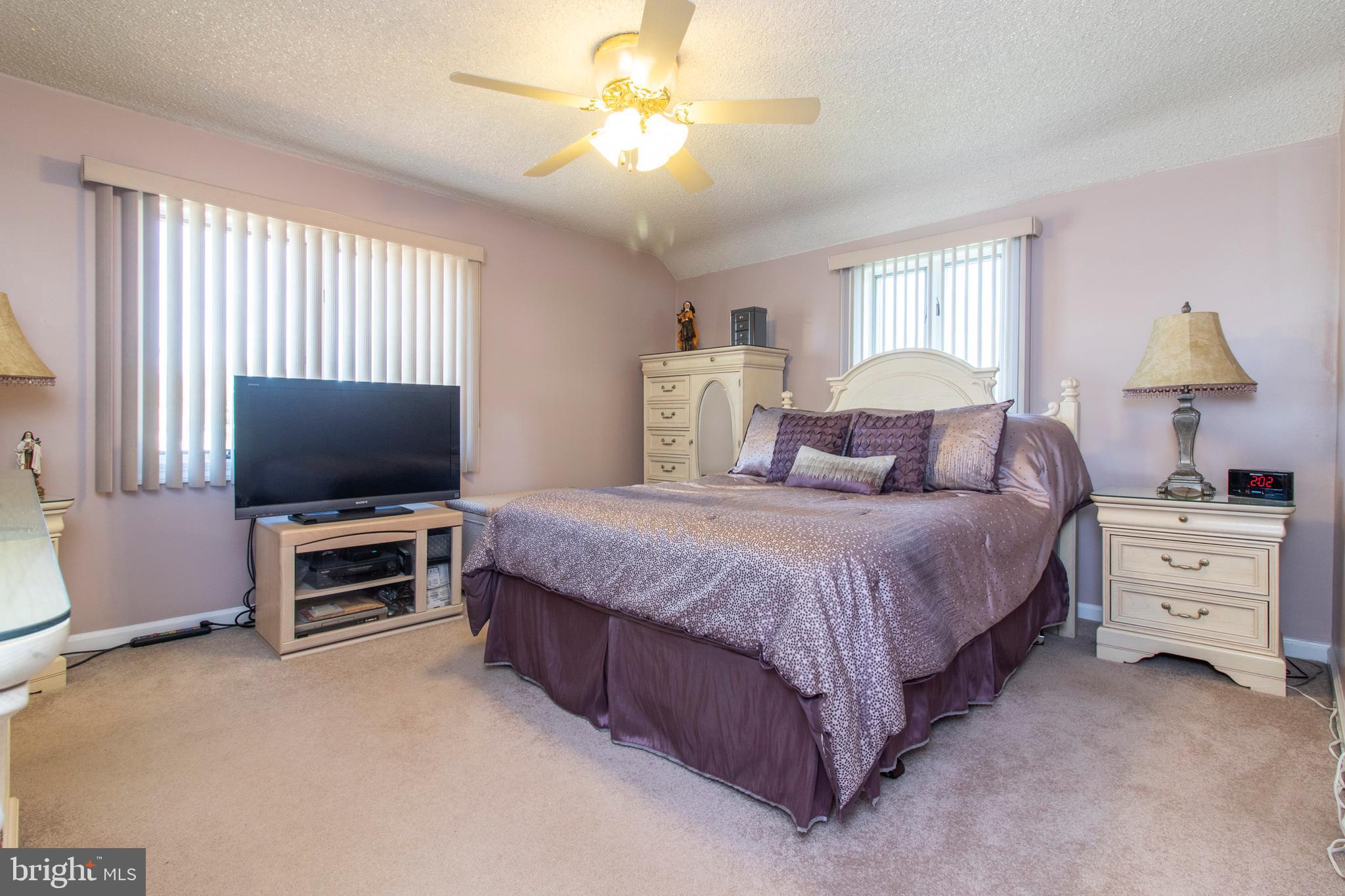 617 Dutton Circle Springfield, PA 19064 - Photo 33 of 36 Gallery Image 33
