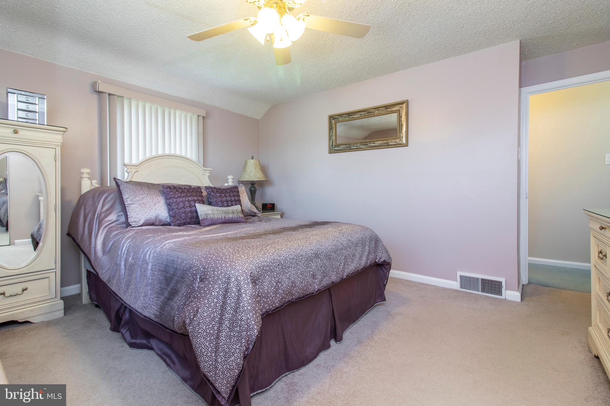 617 Dutton Circle Springfield, PA 19064 - Photo 34 of 36 Gallery Image 34