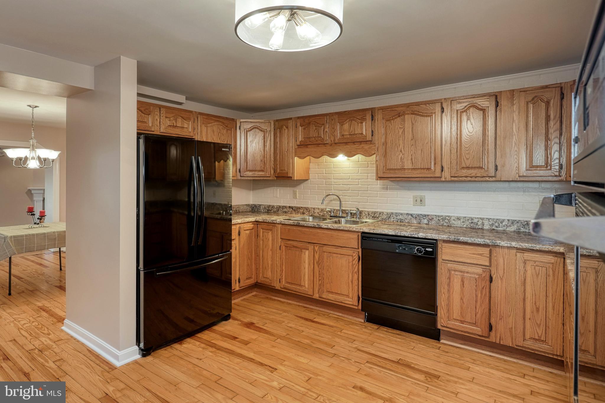 2400 Grandview Road Hanover, PA 17331 - Photo 15 of 49