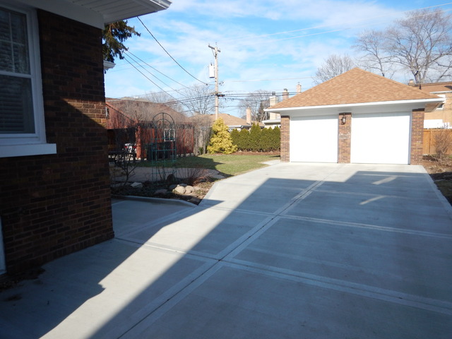 403 North Merrill Street Park Ridge, IL 60068 - Photo 2 of 25