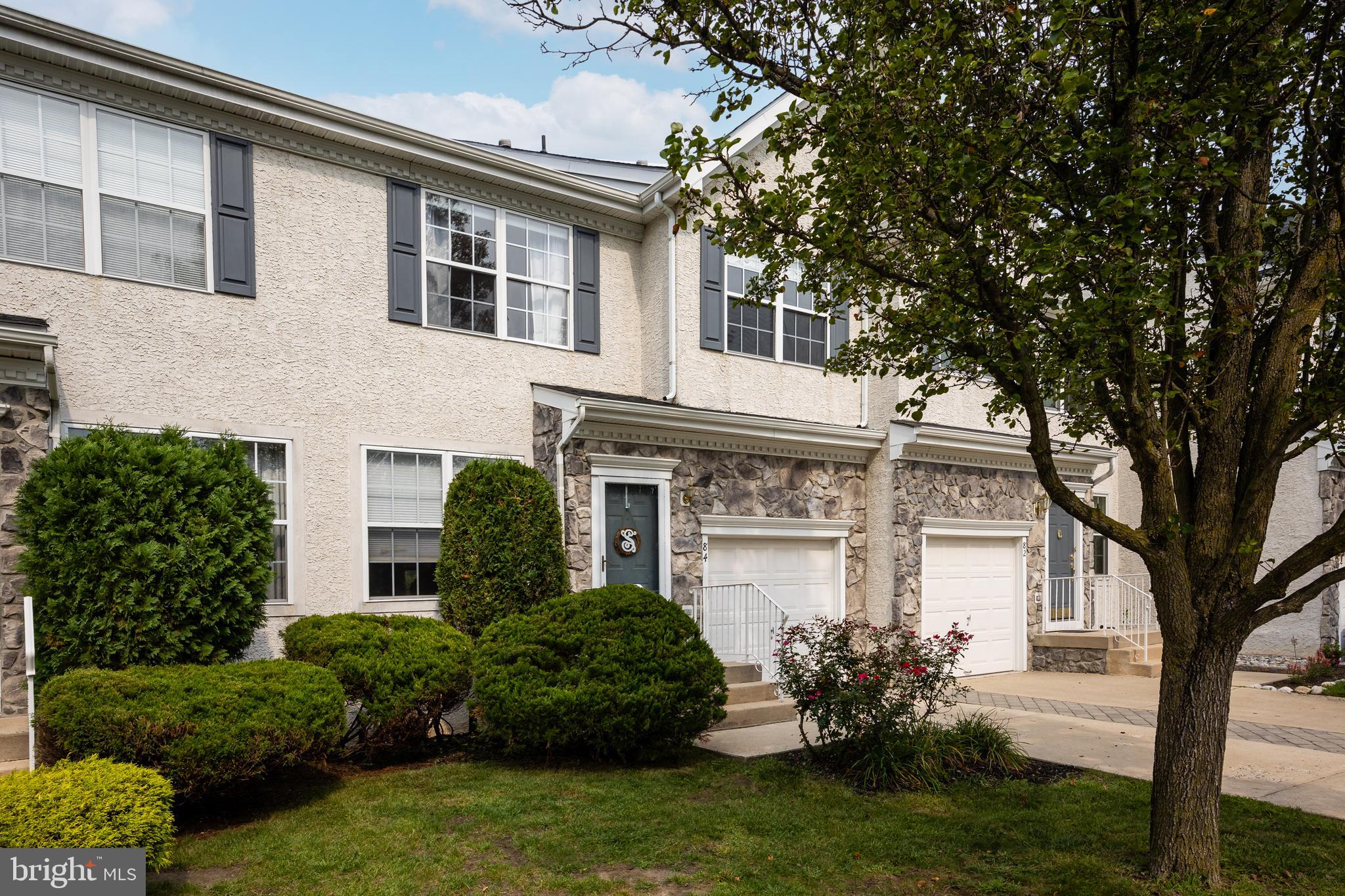 84 Chapel Hill Road Mount Laurel, NJ 08054 - Photo 3 of 37