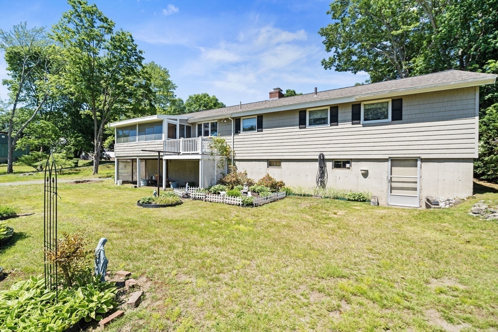 111 Hamilton Street Saugus, MA 01906 - Photo 27 of 28