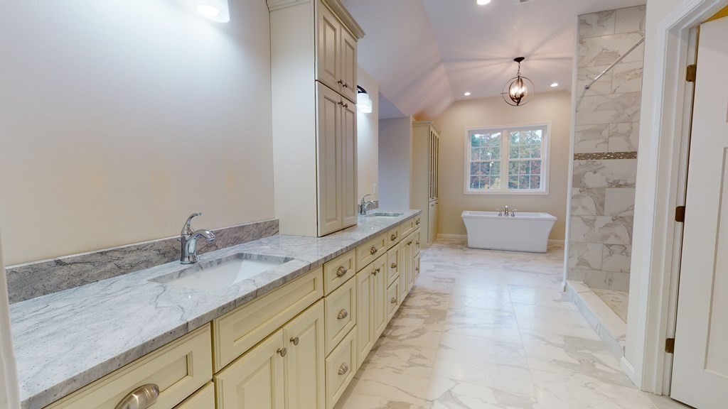 21 Forbes Road Hudson, MA 01749 - Photo 17 of 33 Gallery Image 17