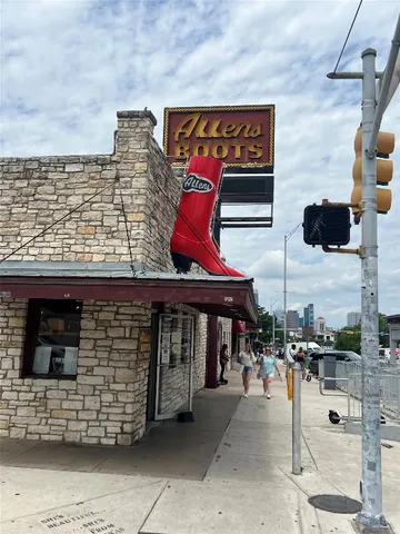 $235,900 | 2215 Post Road, Unit 2022, Austin, TX 78704