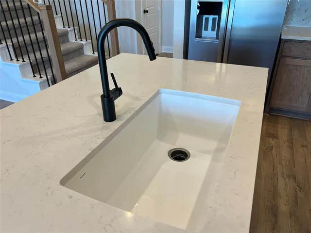 a close view of sink