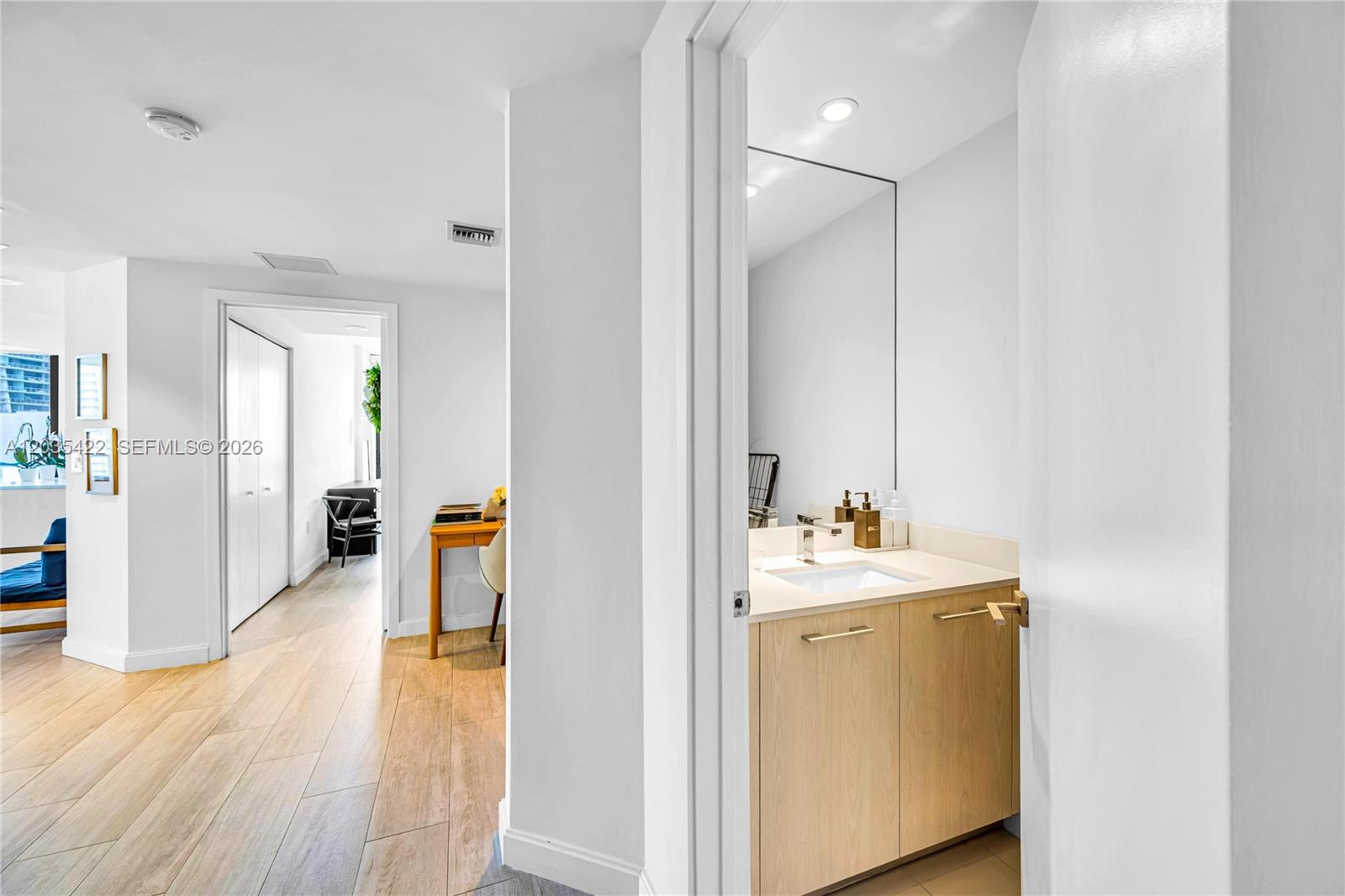 45 Southwest 9th Street, Unit 2103 Miami, FL 33130 - Photo 25 of 29