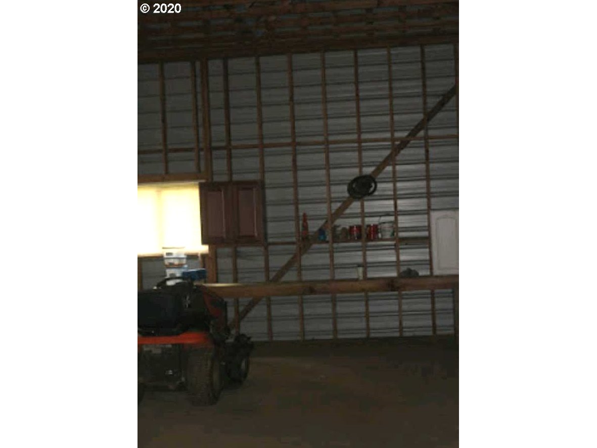 25334 Jaeg Road Junction City, OR 97448 - Photo 19 of 31 Gallery Image 19