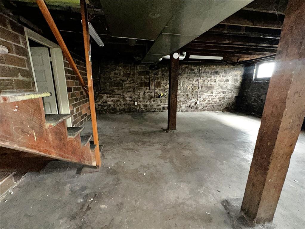 919 Oak Street Indiana, PA 15701 - Photo 23 of 27