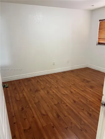 $3,500 | 4386 West 10th Avenue, Hialeah, FL 33012