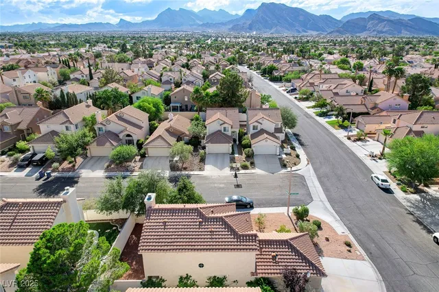 $1,995 | 9409 Hershey Lane, Las Vegas, NV 89134