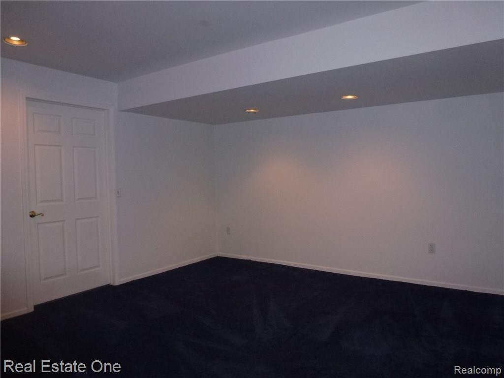 2178 London Bridge Drive, Unit 40 Rochester Hills, MI 48307 - Photo 23 of 31