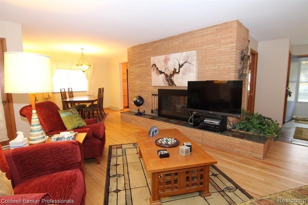 Dual Fireplace