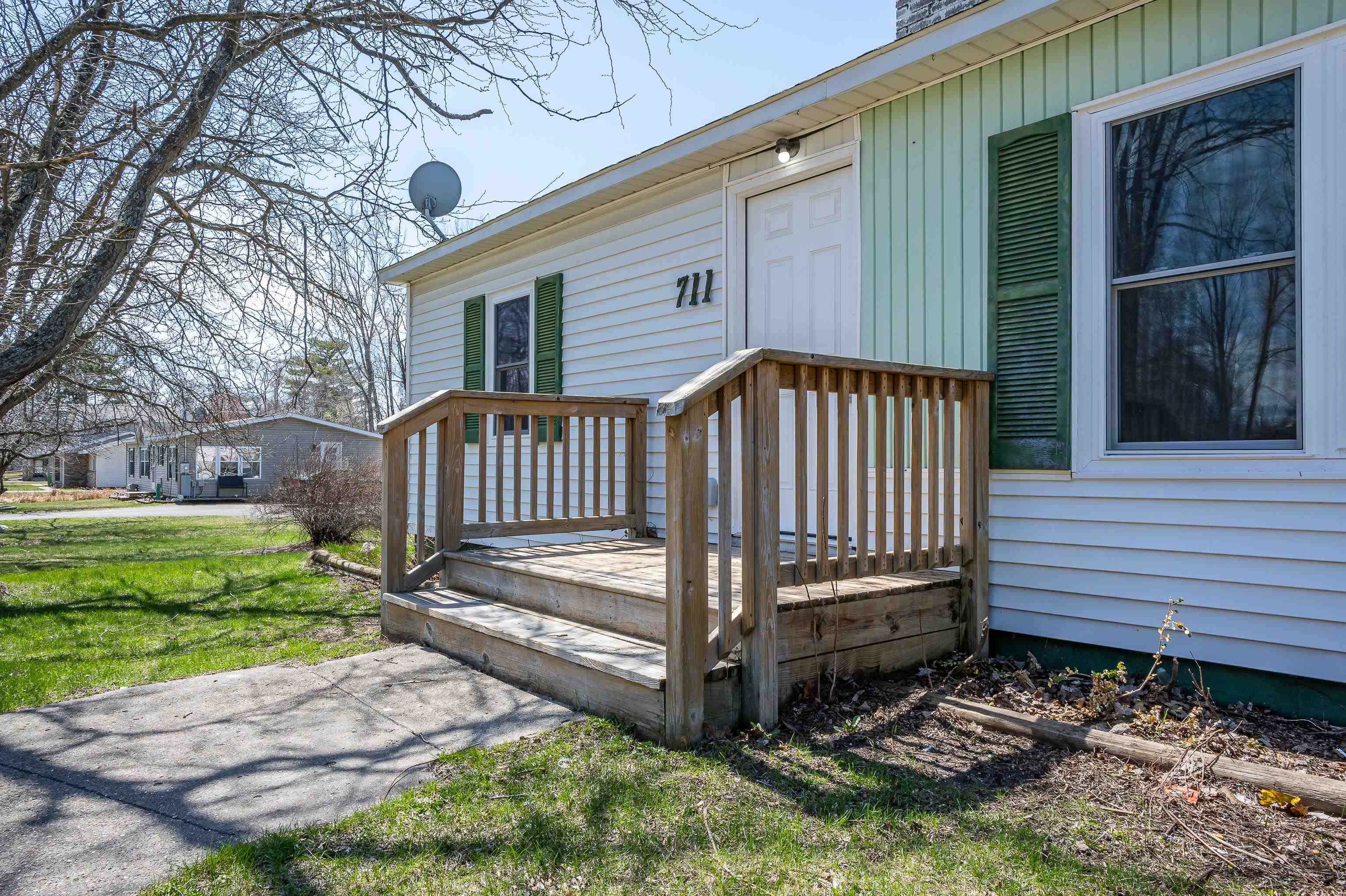 711 North Spring Street Gladwin, MI 48624 - Photo 8 of 44 Gallery Image 8