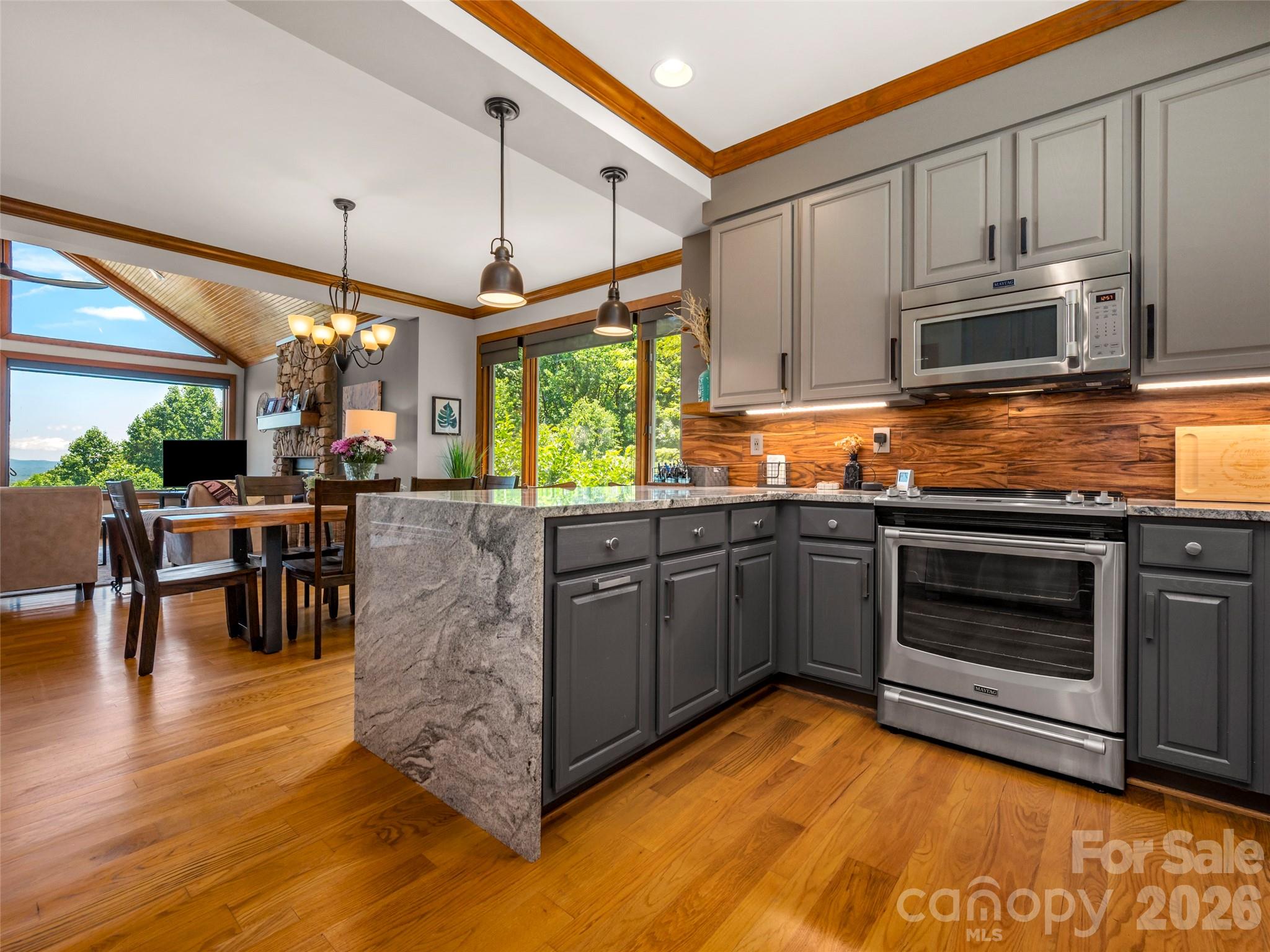 2 Meadow Ridge Lane Hendersonville, NC 28739 - Photo 14 of 48