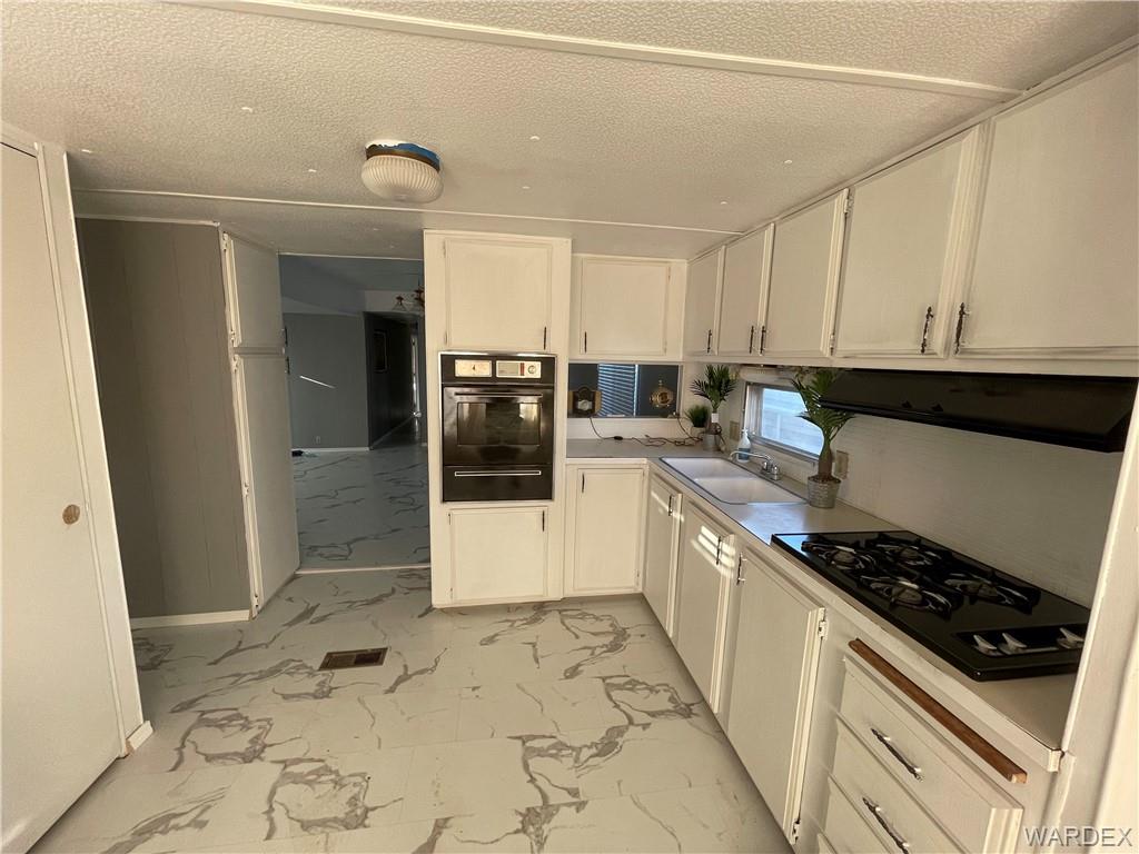 1985 Talc Road Bullhead City, AZ 86442 - Photo 3 of 19 Gallery Image 3