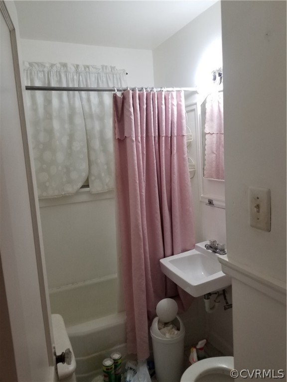 2126 Clover Road Richmond, VA 23230 - Photo 2 of 3 Gallery Image 2