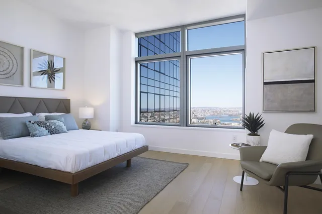 $2,979,283 | 3 Court Square, Unit PH205 | Long Island City