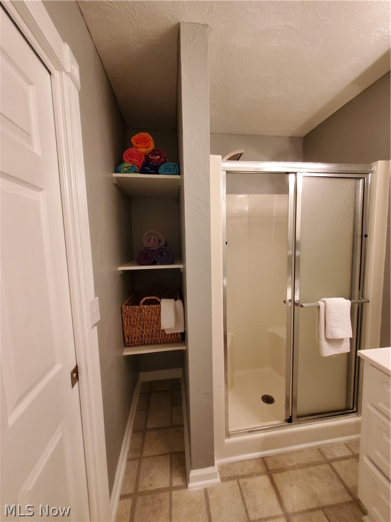 3313 Hearthstone Road Cleveland, OH 44134 - Photo 15 of 16 Gallery Image 15