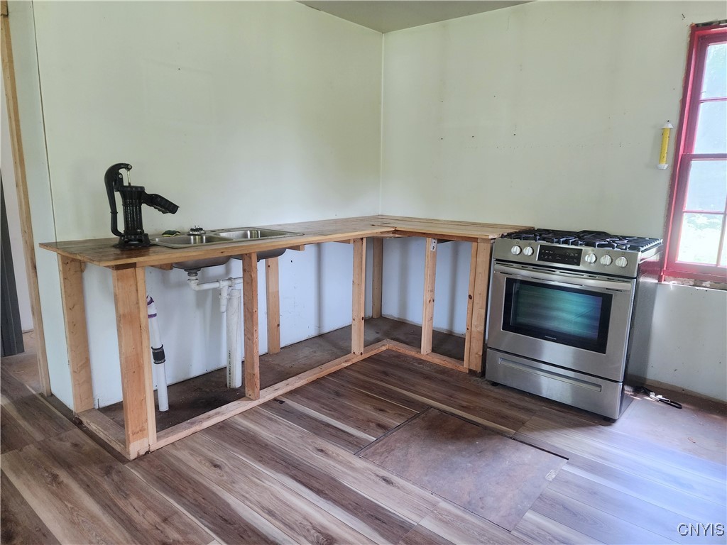 620 Albion Cross Road Pulaski, NY 13142 - Photo 9 of 20