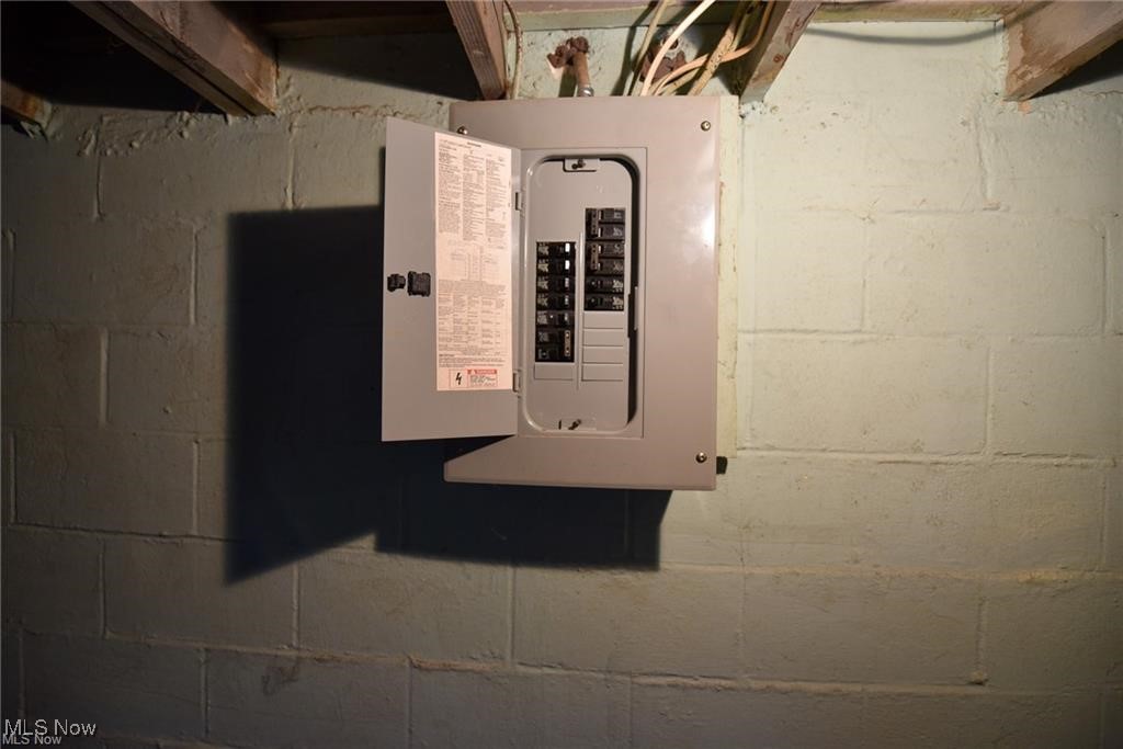 594 Shook Road Akron, OH 44319 - Photo 23 of 23