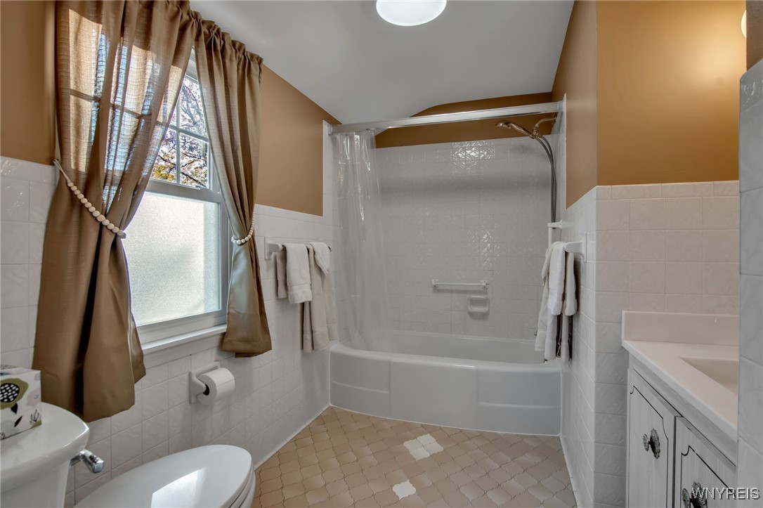 437 Thorncliff Road Tonawanda, NY 14223 - Photo 25 of 28