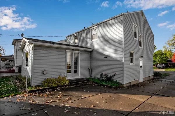 $274,900 | 437 Thorncliff Road, Tonawanda, NY 14223