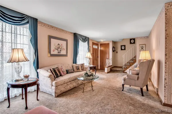 $274,900 | 437 Thorncliff Road, Tonawanda, NY 14223