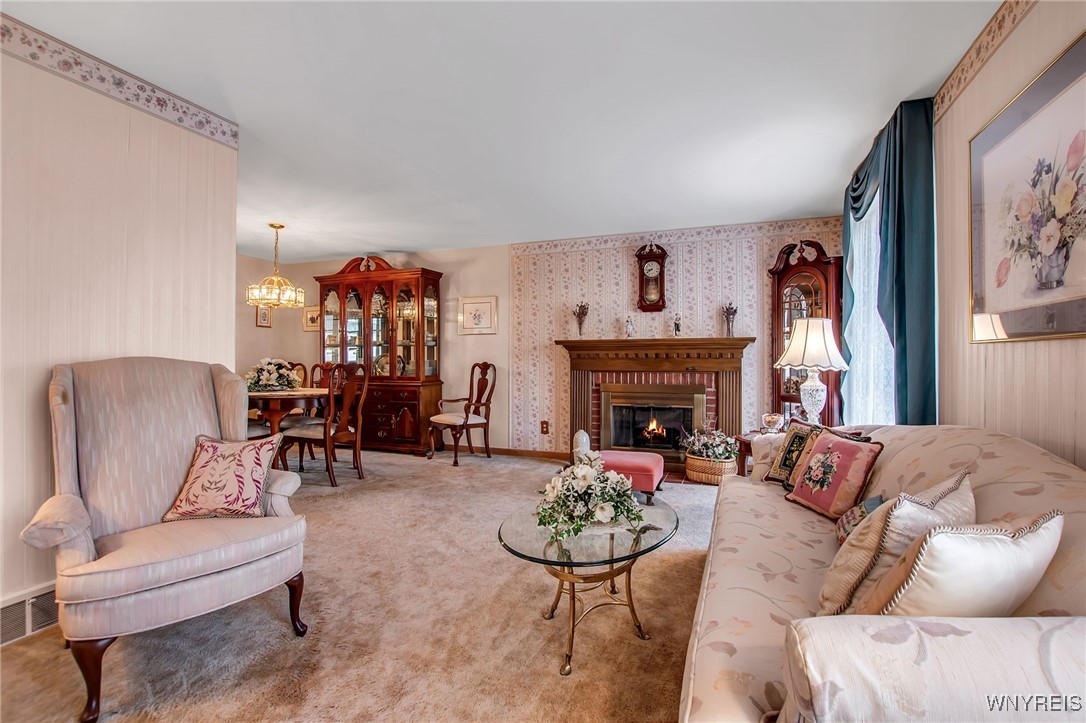 437 Thorncliff Road Tonawanda, NY 14223 - Photo 10 of 28