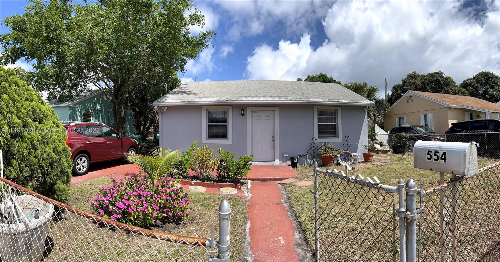 554 West 2nd Street Riviera Beach, FL 33404 - Photo 1 of 11