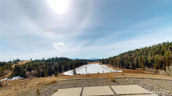 $499,999 | 17 South Teal Lake Road, Oroville, WA 98844