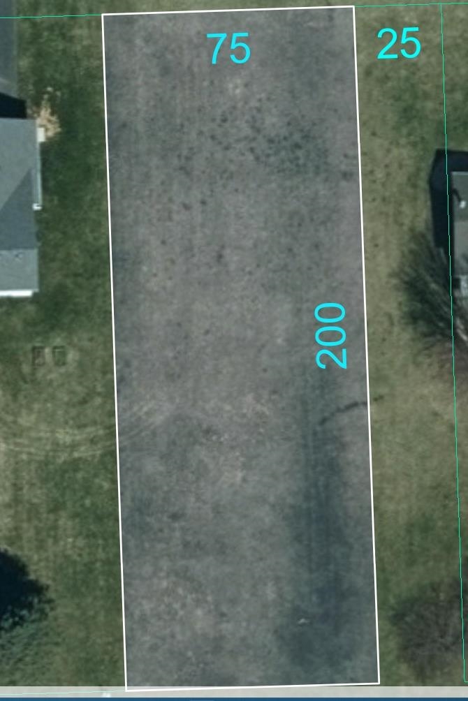 2109 Lake Summerset Road Lake Summerset, IL 61019 - Photo 2 of 15 a bathroom with a shower