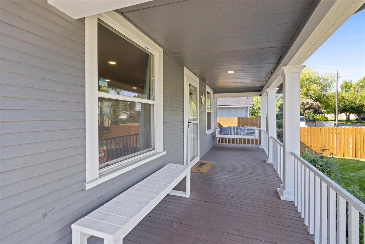 1101 North Felts Road Spokane Valley, WA 99206 - Photo 3 of 30