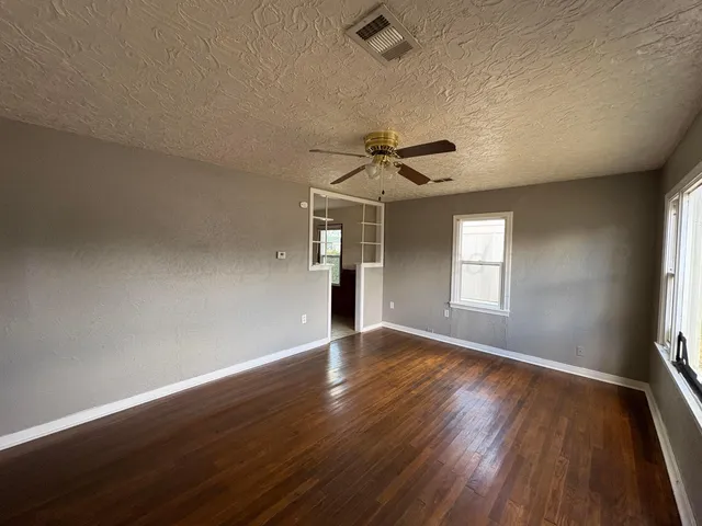 $1,075 | 4208 South Washington Street, Amarillo, TX 79110