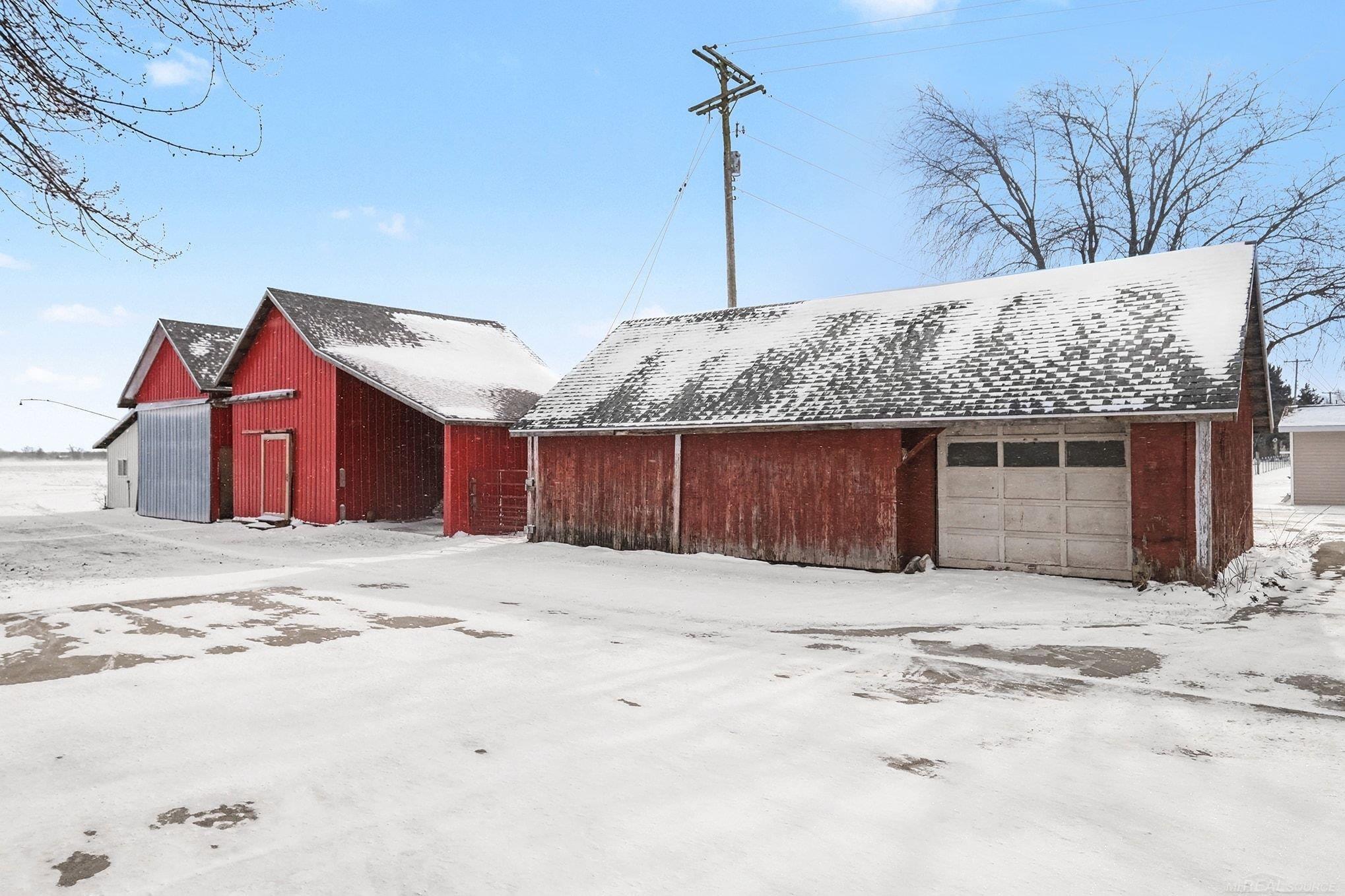 17831 Lincoln Road New Lothrop, MI 48460 - Photo 35 of 55 50198483-ddcaf024-8d45-4d7c-bcc6-1efee074583f.JPG