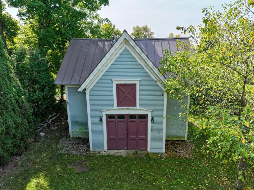 34 Seminary Street Middlebury, VT 05753 - Photo 24 of 37 Gallery Image 24
