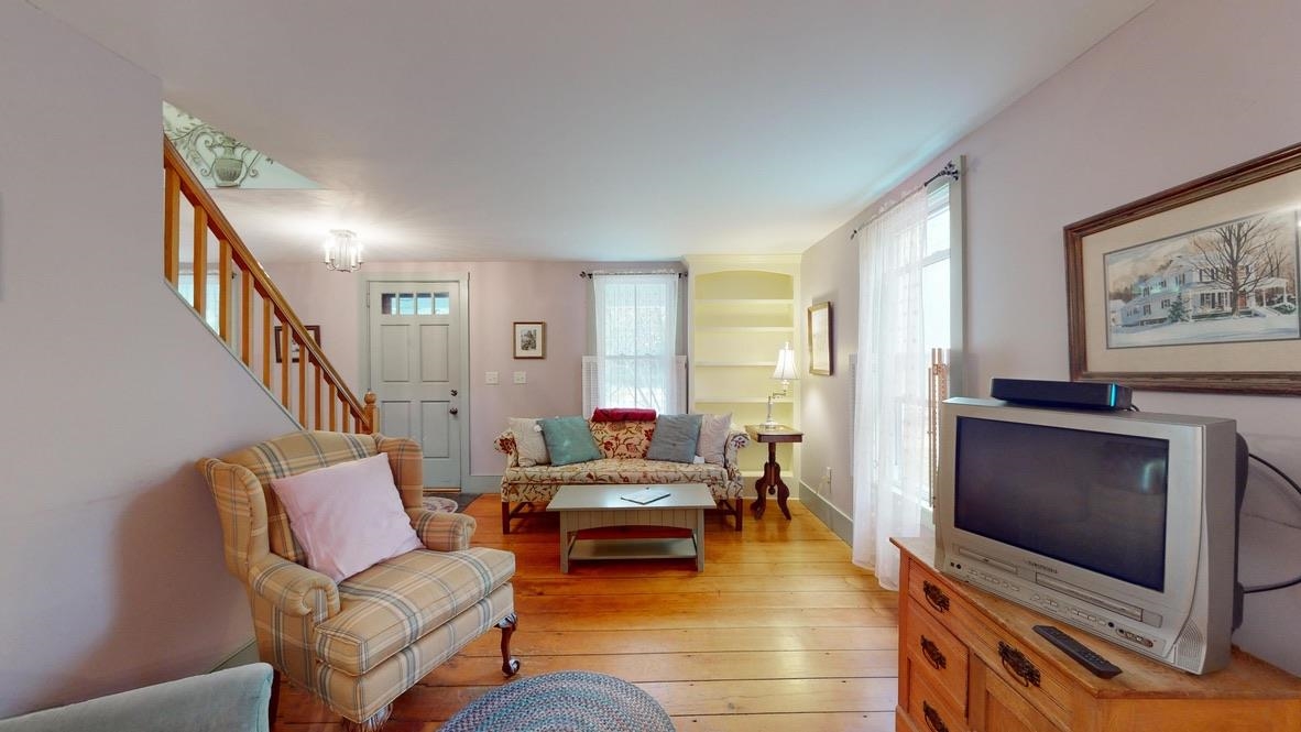 34 Seminary Street Middlebury, VT 05753 - Photo 7 of 37 Gallery Image 7