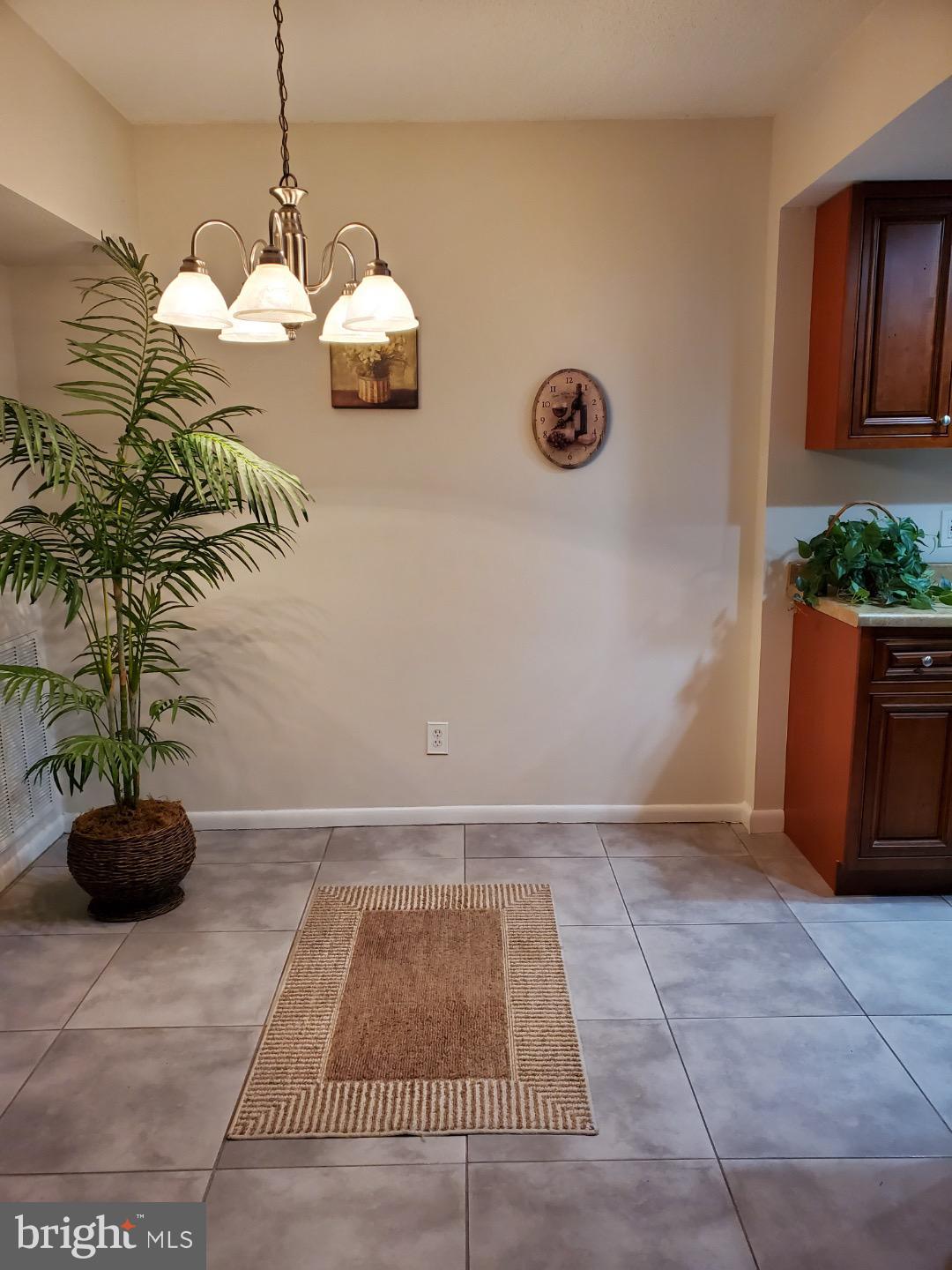 2241 Castle Rock Square, Unit 1B Reston, VA 20191 - Photo 8 of 13 Gallery Image 8