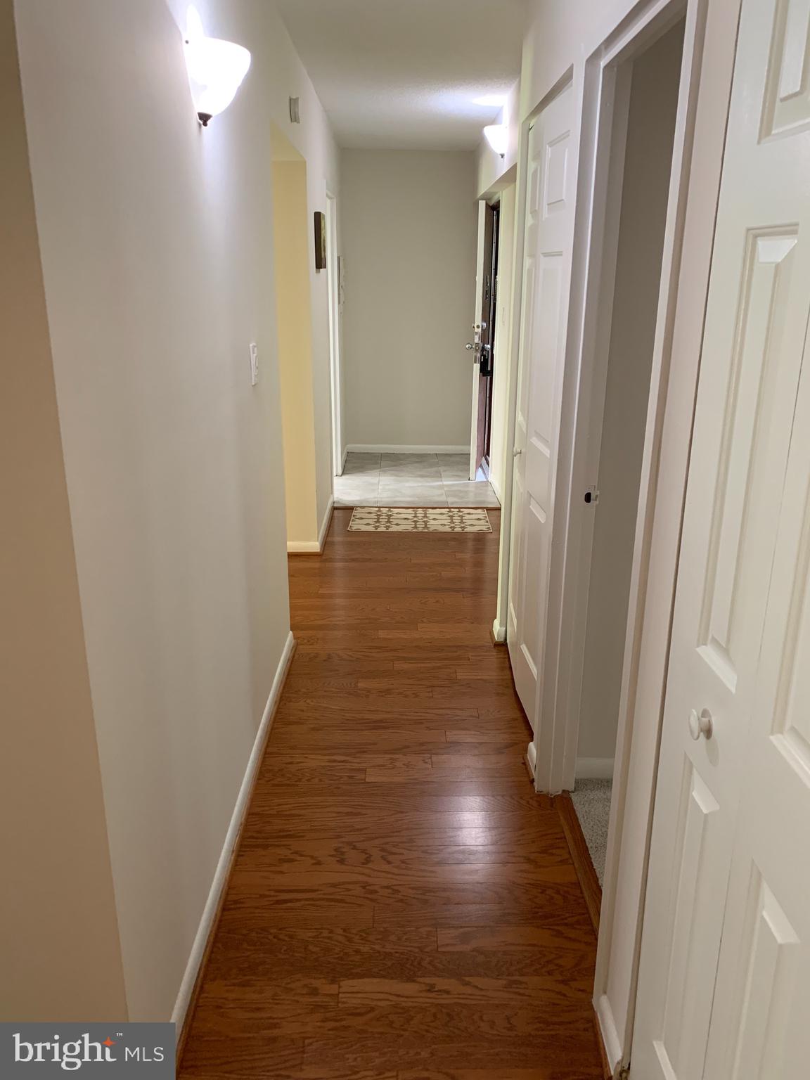 2241 Castle Rock Square, Unit 1B Reston, VA 20191 - Photo 9 of 13 Gallery Image 9