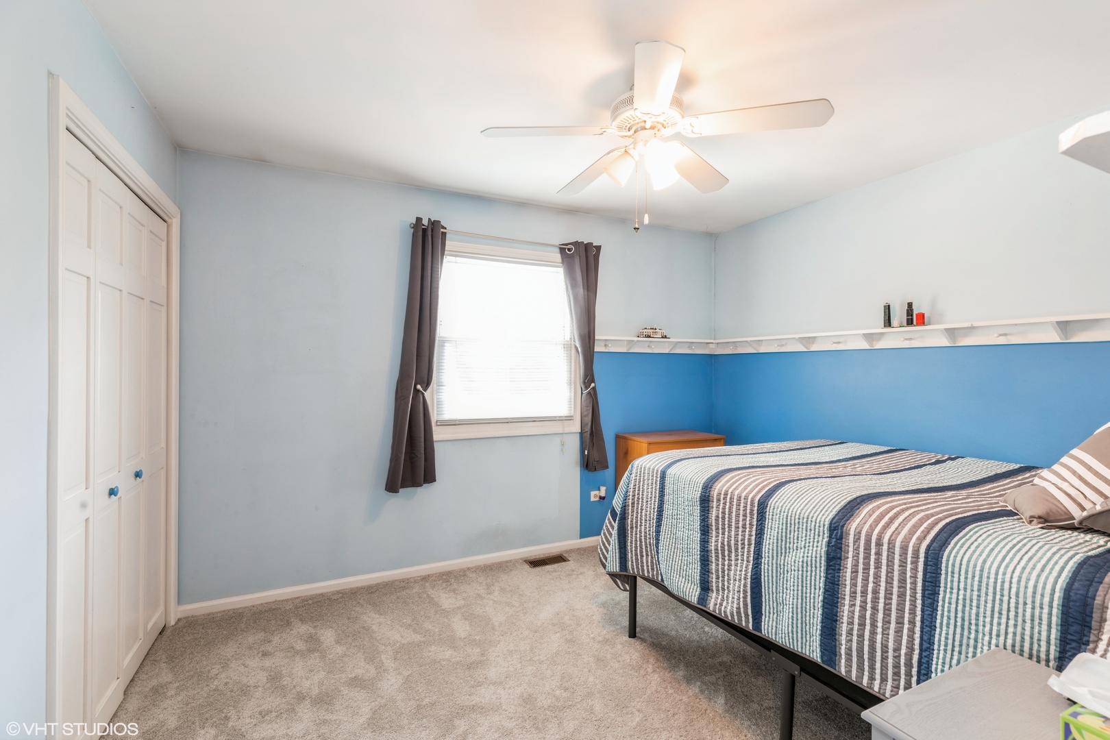 1707 Pine Road Homewood, IL 60430 - Photo 15 of 22 a bedroom with a bed and window