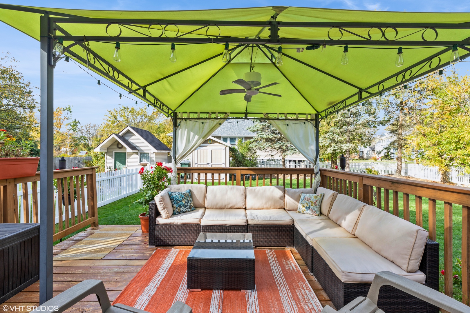 1707 Pine Road Homewood, IL 60430 - Photo 20 of 22 a view of sitting area on roof deck
