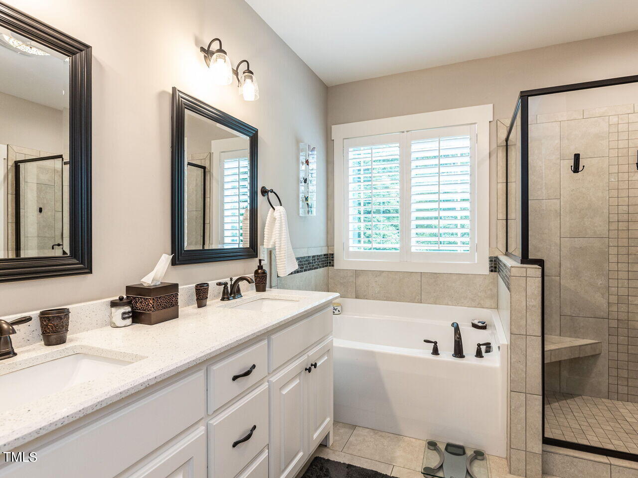 6188 Cleveland Road Clayton, NC 27520 - Photo 14 of 29 014-1280x960-first-floor-master-bathroom