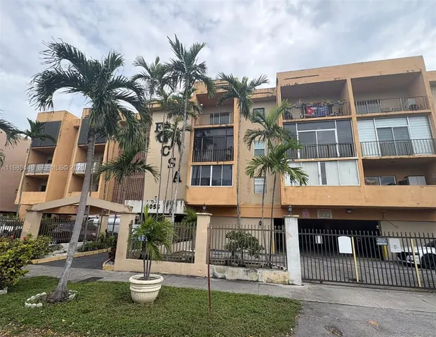 $235,000 | 6055 West 19th Avenue, Unit 318, Hialeah, FL 33012